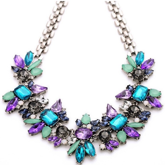 NEW!๐๐๐GORGEOUS! STATEMENT NECKLACE!๐๐๐LOVE! - Picture 2 of 8